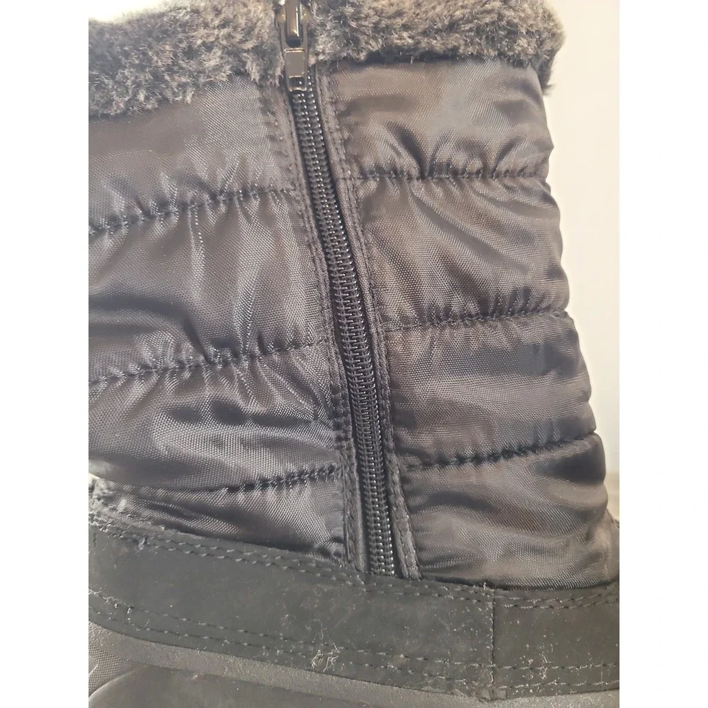 Time and Tru Women's Black Quilted Winter Snow Boots Faux Fur Lined Zip Size 9